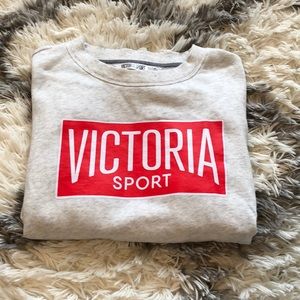 VS sport crop top crewneck